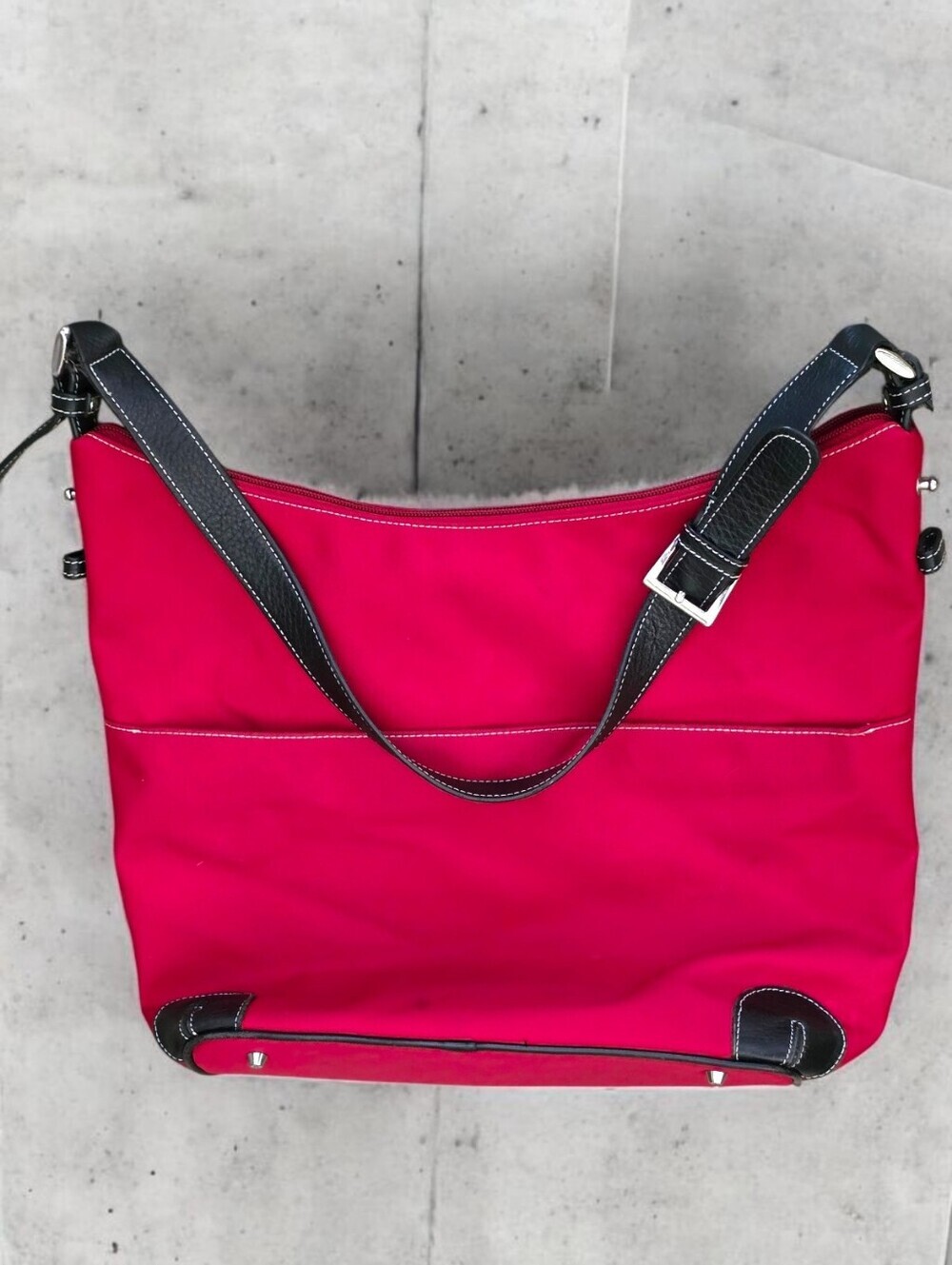 MAXX NY Large Red Microfiber with Black Trim Shoulder Bag - Picture 5 of 16